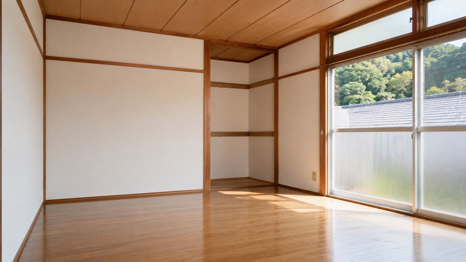 完全消臭を終えた、光の入る明るい空室